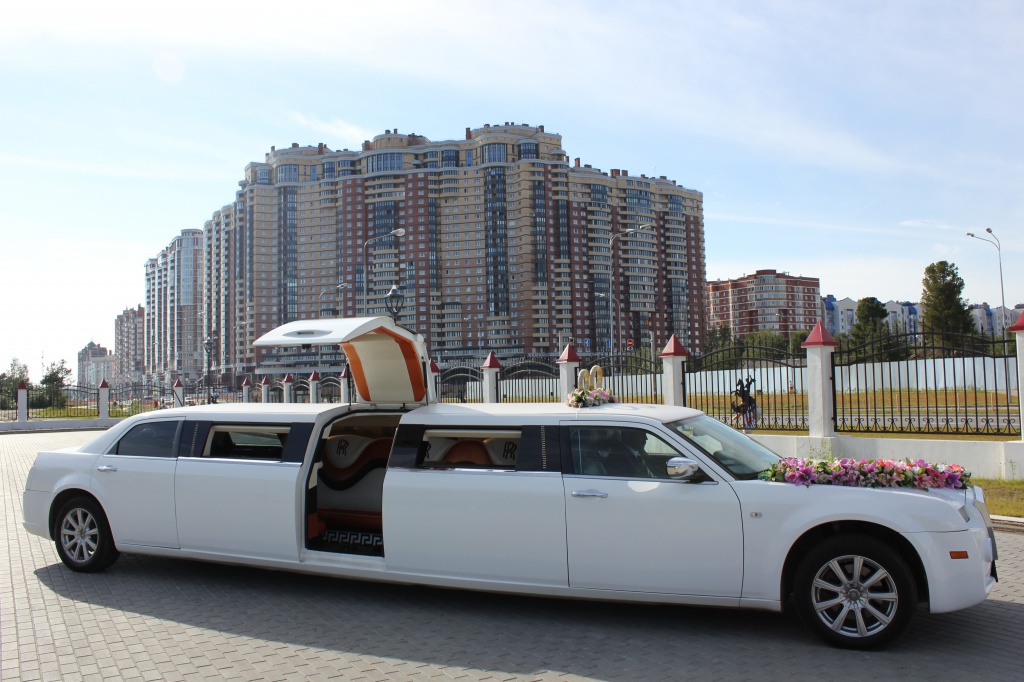 Chrysler 300C - Rolls Roys Edition